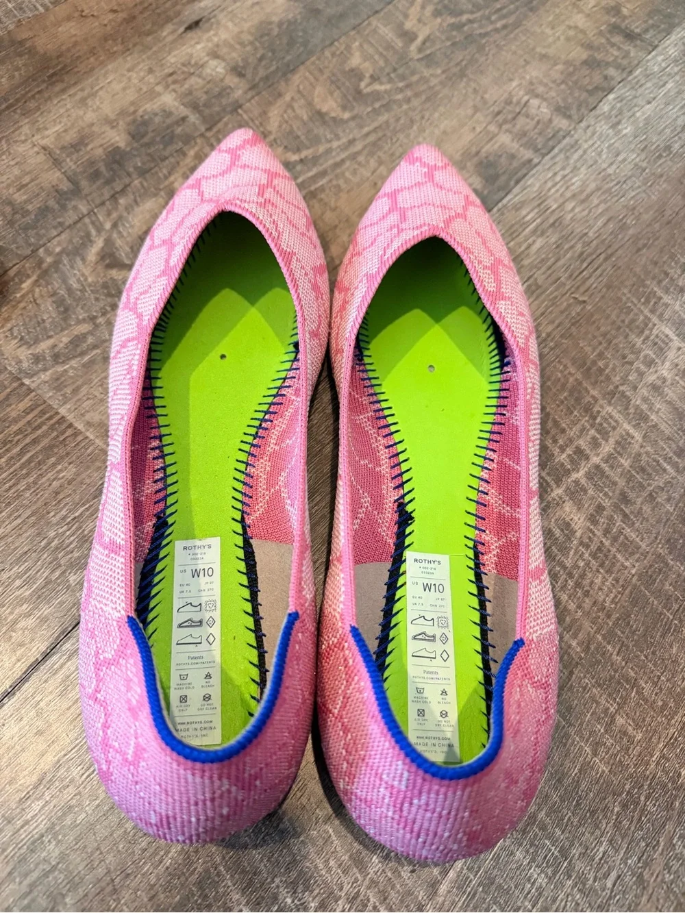 Rothy’s The Point Flats Women’s Size 10 Pink Patterned Knit Washable Pointed Toe - Picture 3 of 9
